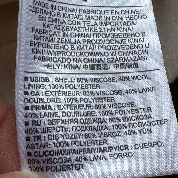 Banana Republic Cream Wool/Polyester Gold Zips Off & On Skirt Fully Lined Sz 4. - Picture 11 of 14